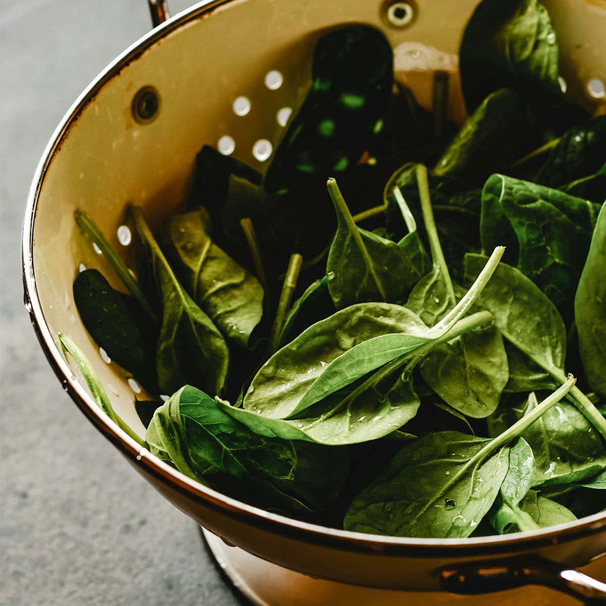 bowl of spinach