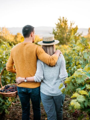 Grounding through intentional relationships